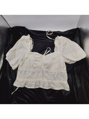 Arizona Women's Shirt Size Medium White Crop Tie Milk Maid Embroidered Babydoll